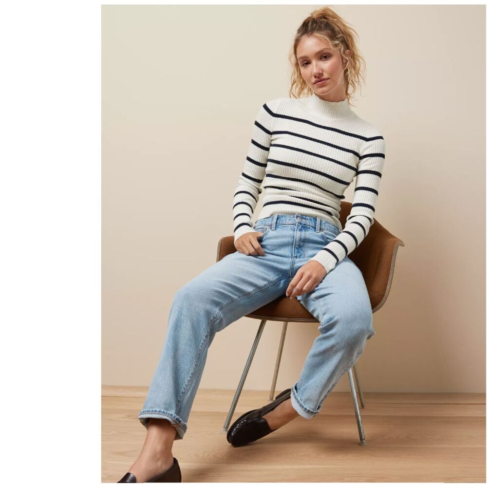 American Eagle White & Navy Striped Fitted Sweater Lightweight French Girl Sz XS